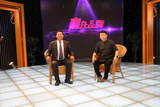 \\zkad\影视部\公用\录制照片\2015年——录制照片\8月\8-26\北京盈建科软件股份有限公司、福建省常乐基餐饮管理有限公司、杭州鑫宏房地产营销策划有限公司 董事长、总经理、董事长-陈岱林、胡总保、李胜洪\IMG_3384.JPG
