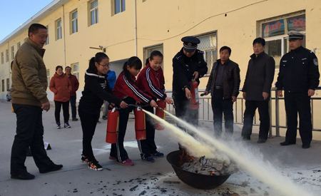 阳城县公安局民警走进校门送安全（图片）