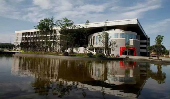 现四川旅游学院烹饪学院实训楼