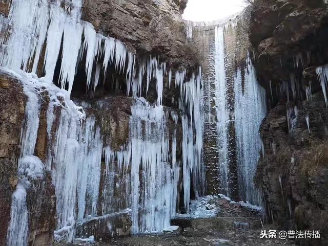 全胜峡景区关于举办第八届冰瀑节的公告